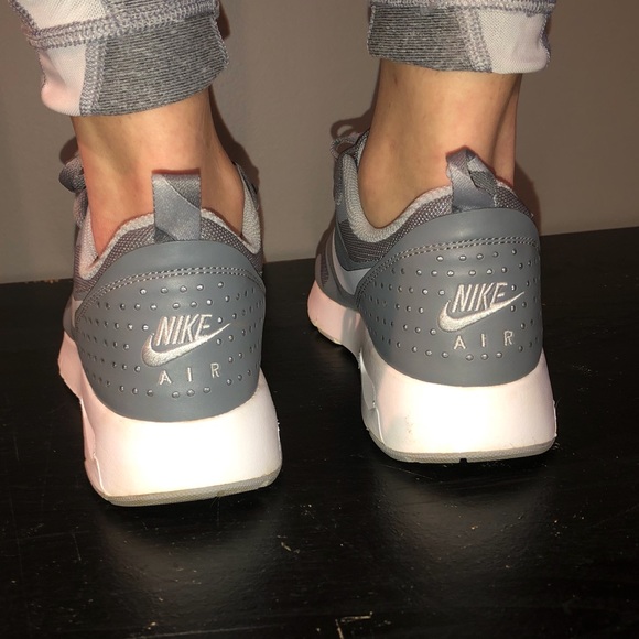 Nike Air Max - Picture 4 of 4